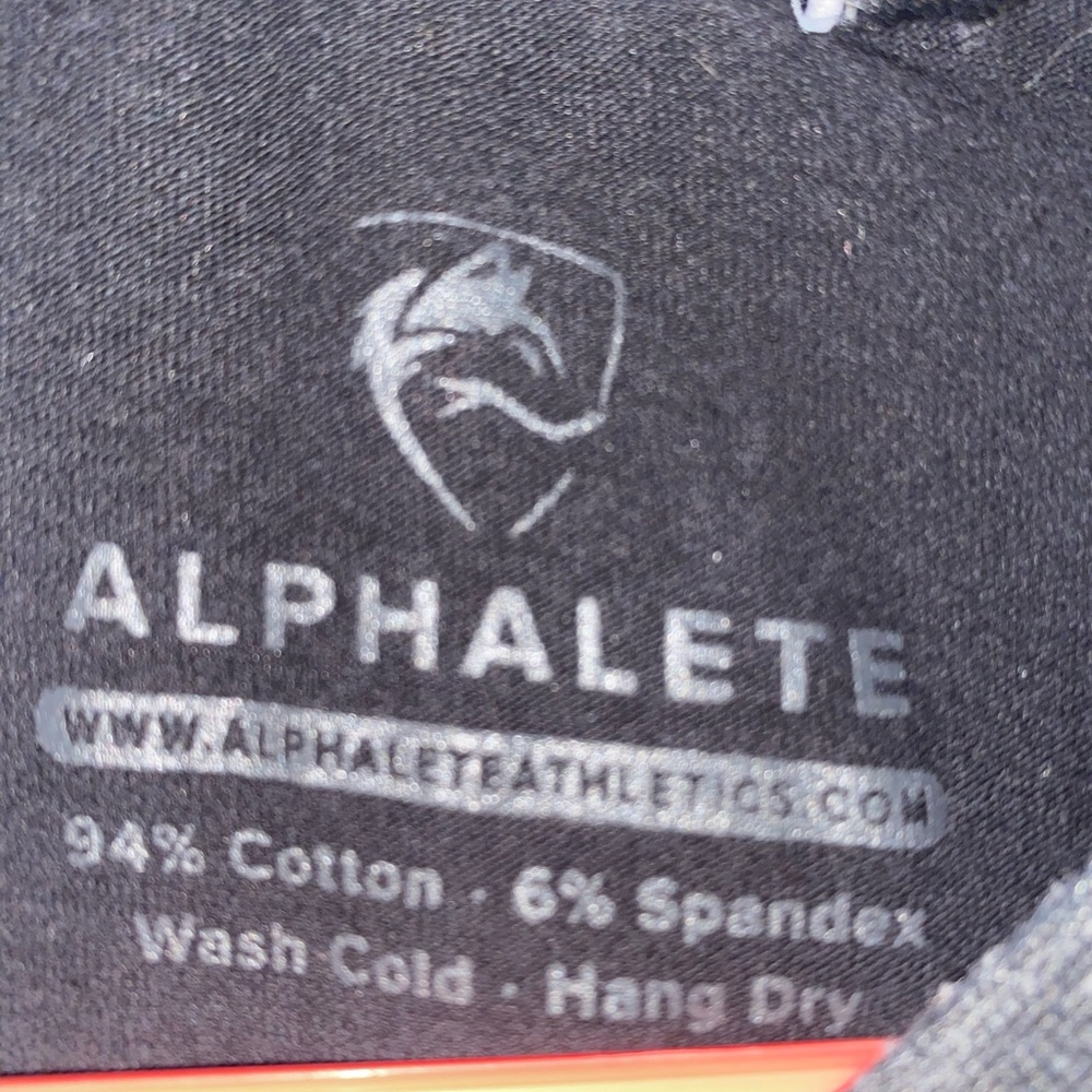 Alphalete Tee - Picture 2 of 4